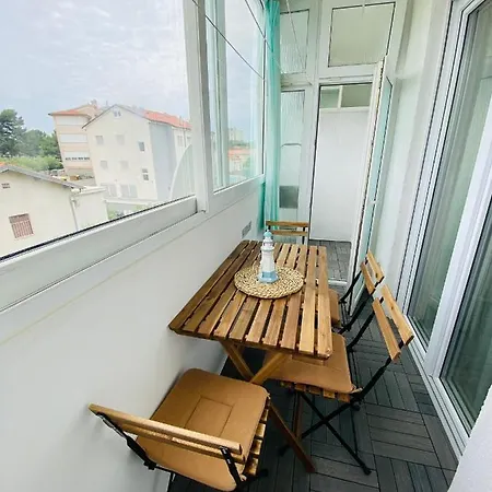 Exceptional With 2 Bedrooms Near The Sea Lägenhet